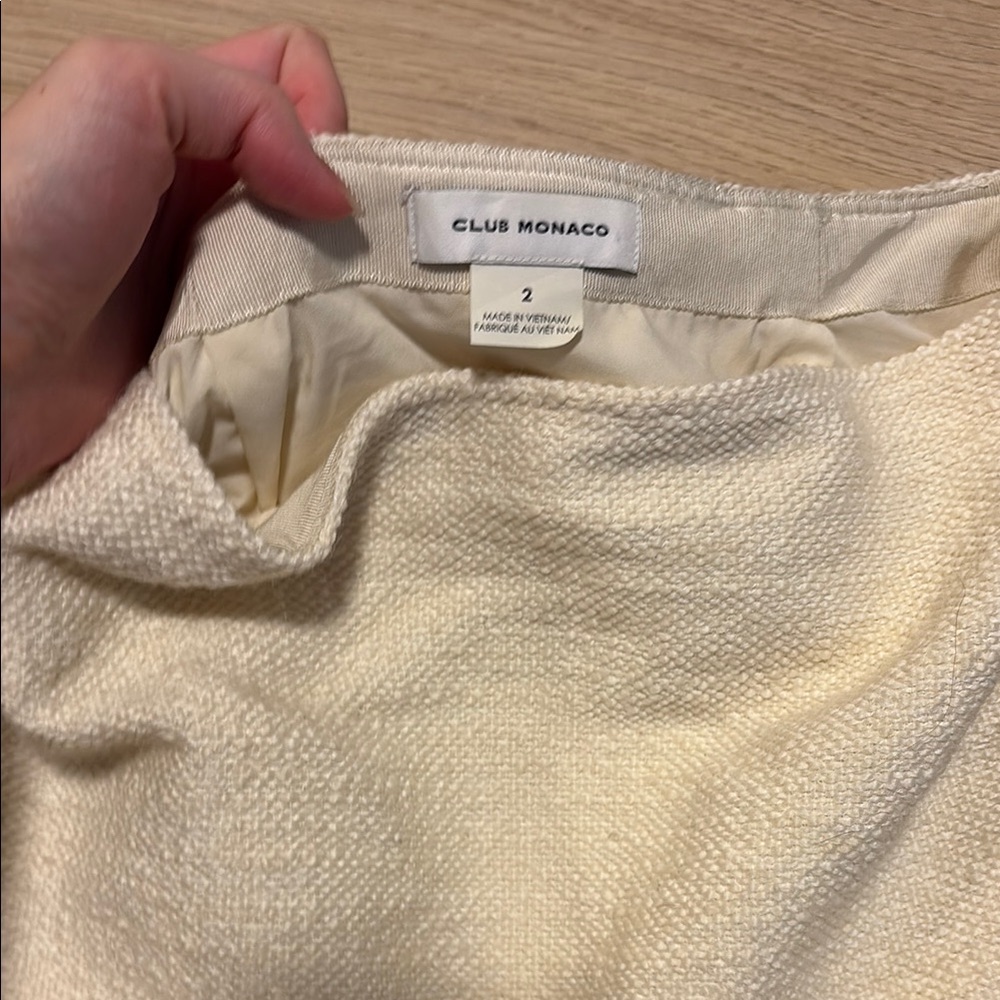 Club Monaco Cream Textured Skirt